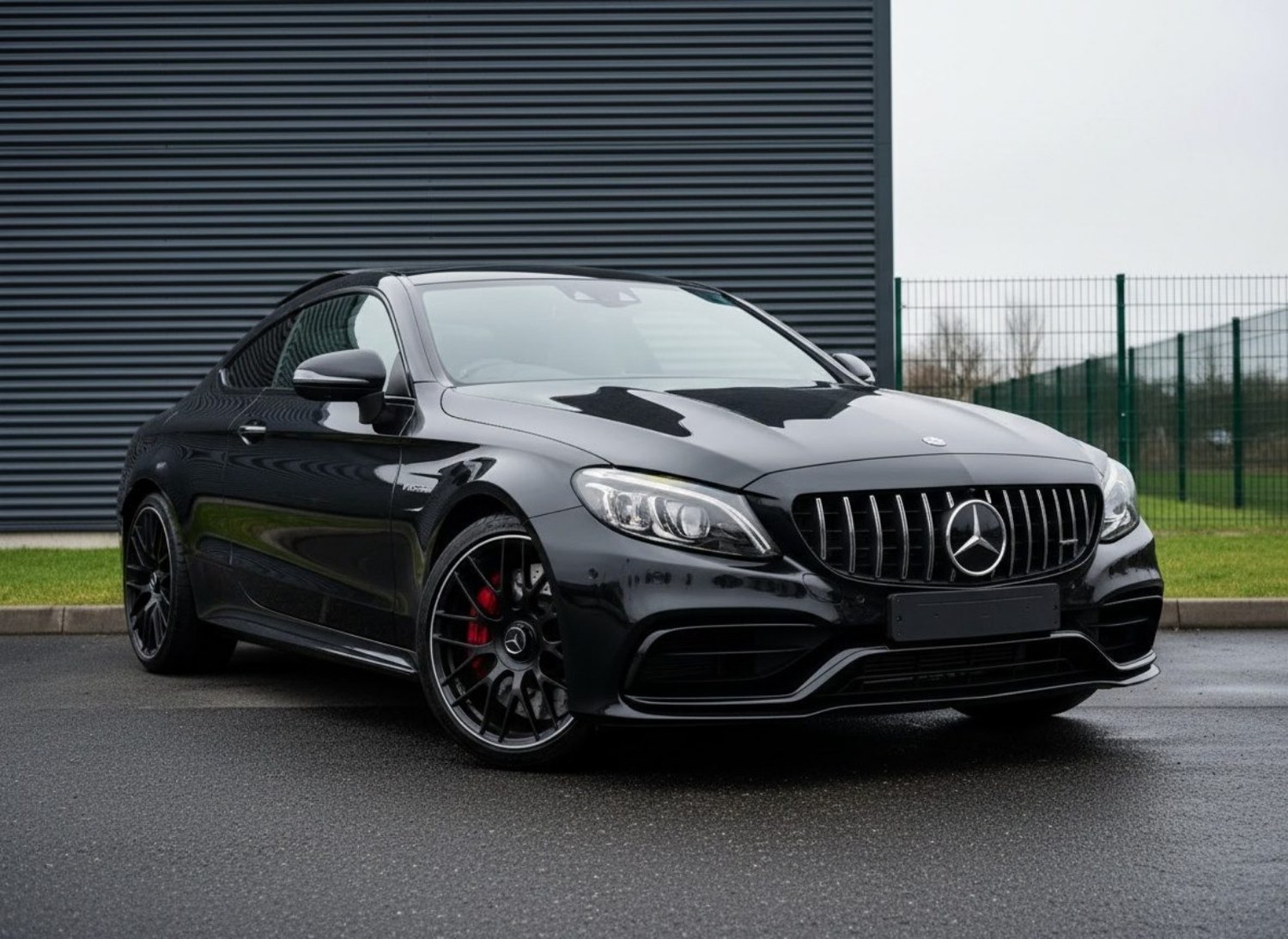 Mercedes AMG C63