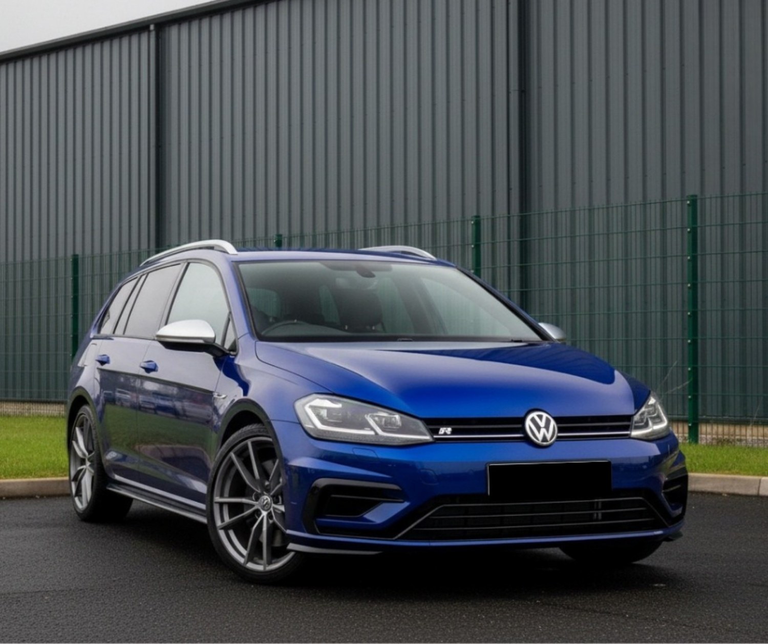 Volkswagen Golf R Estate